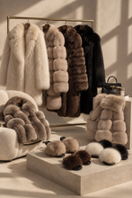 Load image into Gallery viewer, Fox Fur Sliders